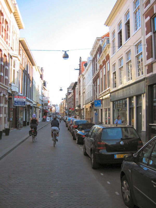 2005 09 22 On our way home, we went through Den Haag Centrum, or downtown Den Haag.