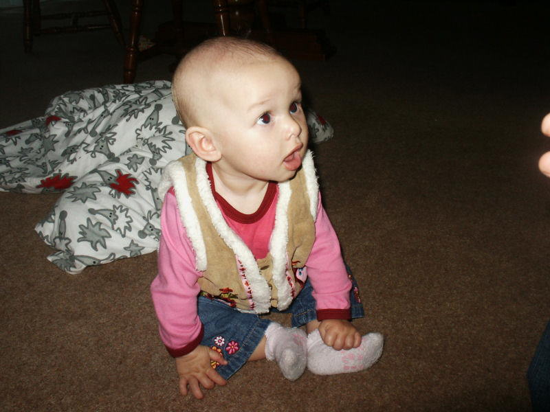 2005 09 29 This was the very first Time Ruby sat up by herself.