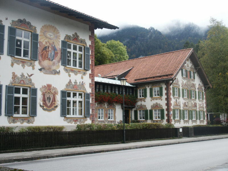2005 10 03 Oberammergau Painted House