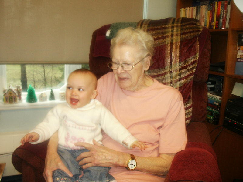 2006 01 04 Ruby and Great Gramma Leatherbarrow 2