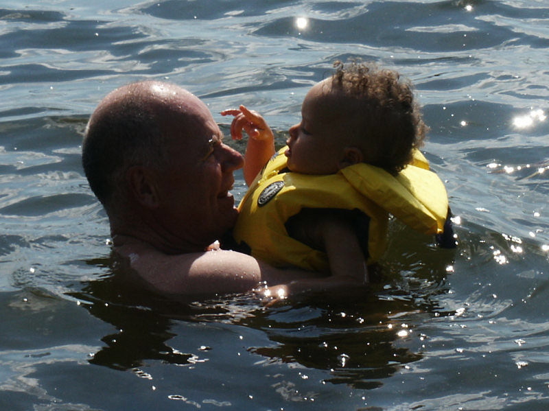 2006 07 15 Cottage - Grumpa and Ruby in the Water