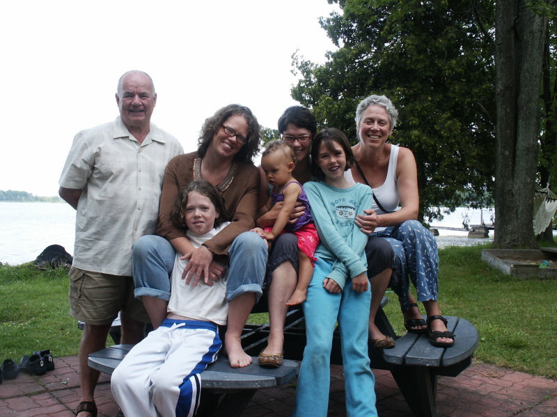 2006 07 21 Cottage - Rice Clan 1