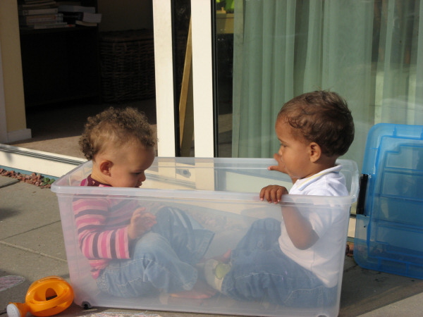 2006 09 08 Bram and Ruby in the Bin 2