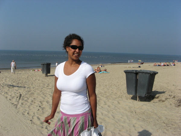 2006 09 12 Gorgeous Beth at Texel