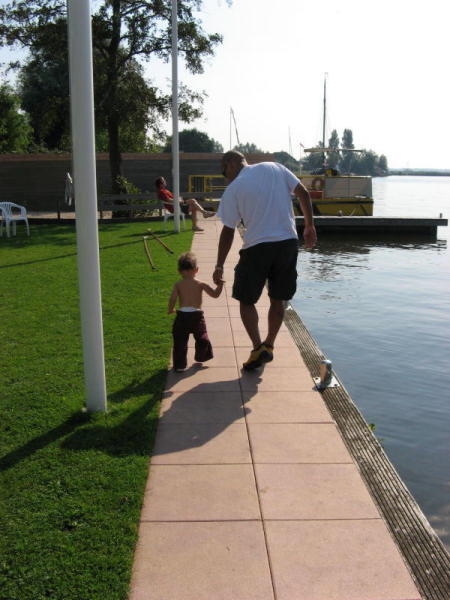 2006 09 16 Harbourfront Walk on Kaag