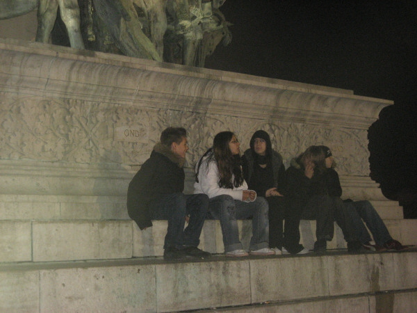 2007 02 20 Budapest 14 Hungarian Hoodlums in Heroes' Square