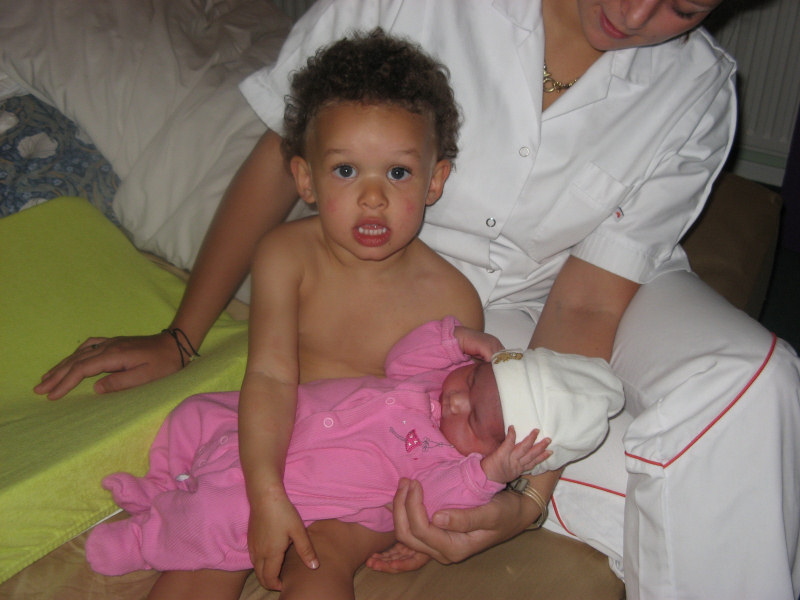 2007 06 09 Ruby and Her Little Sister