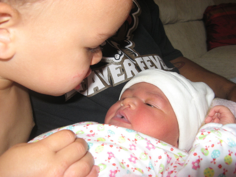 2007 06 11 "Have you got a Big Kiss for Little Sister?"