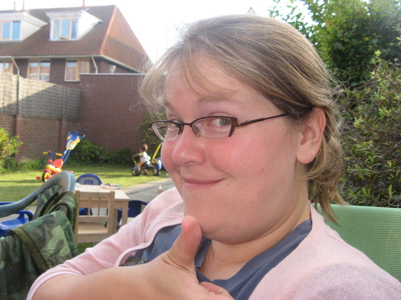 2007 09 01 Thumbs Up Neoma