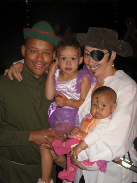 2007 09 29 Lily's Party - Peter Pan, Tinkerbell, Capt Hook and the Clock