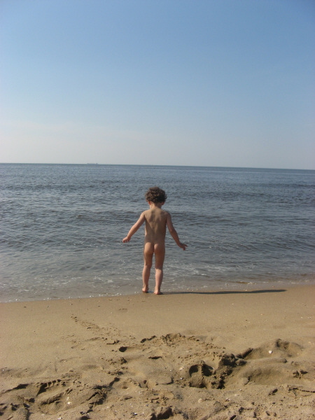 2008 05 05 Beach Girl Ruby 4