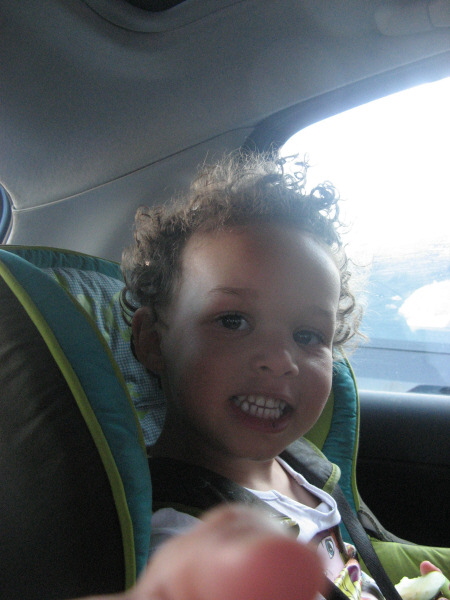 2008 05 09 Ruby Grinning in the Car