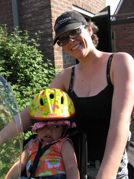 2008 05 10 Mama Fiets and Harper