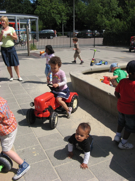 2008 06 24 Picnic at Playschool