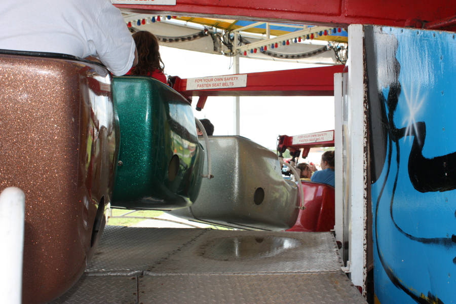 2008 08 16 Stirling Fair Tiltawhirl