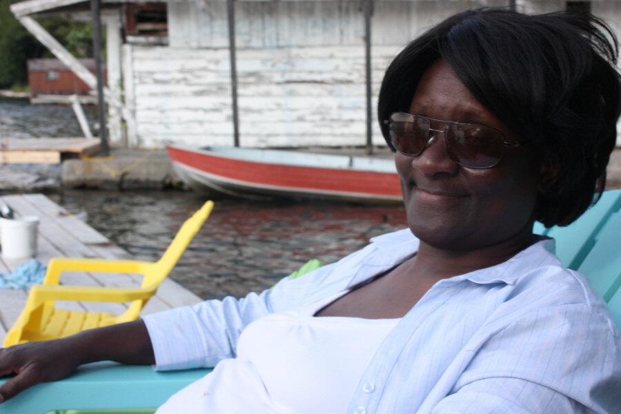 2008 08 18 Nina Chills out DockSide