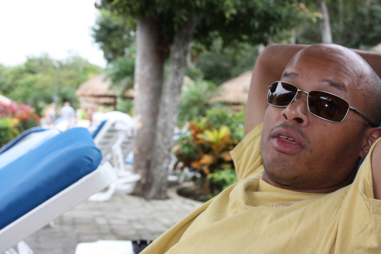 2009 01 13 Jason Poolside