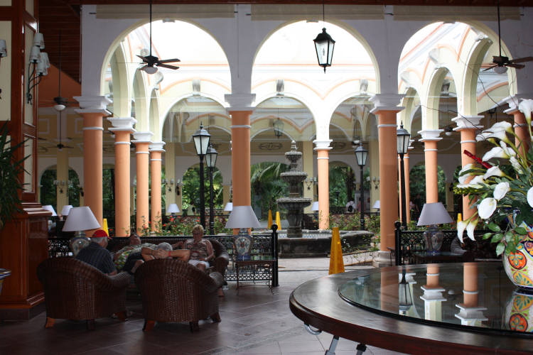 2009 01 13 Lobby