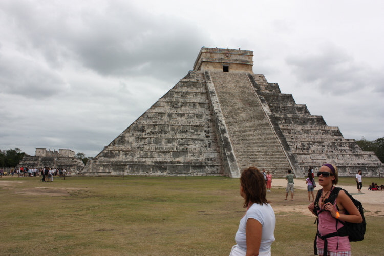 2009 01 14 Chichen Itza Steps Disappear