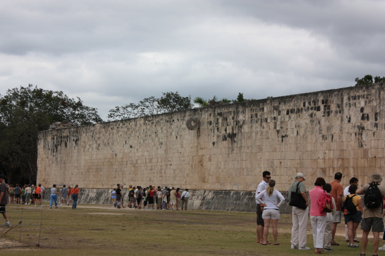 2009 01 14 Chichen Itza Ball Court