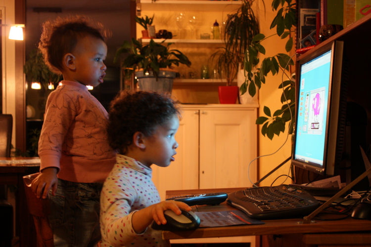 2009 02 09 Ruby and Harper Computer Geeks